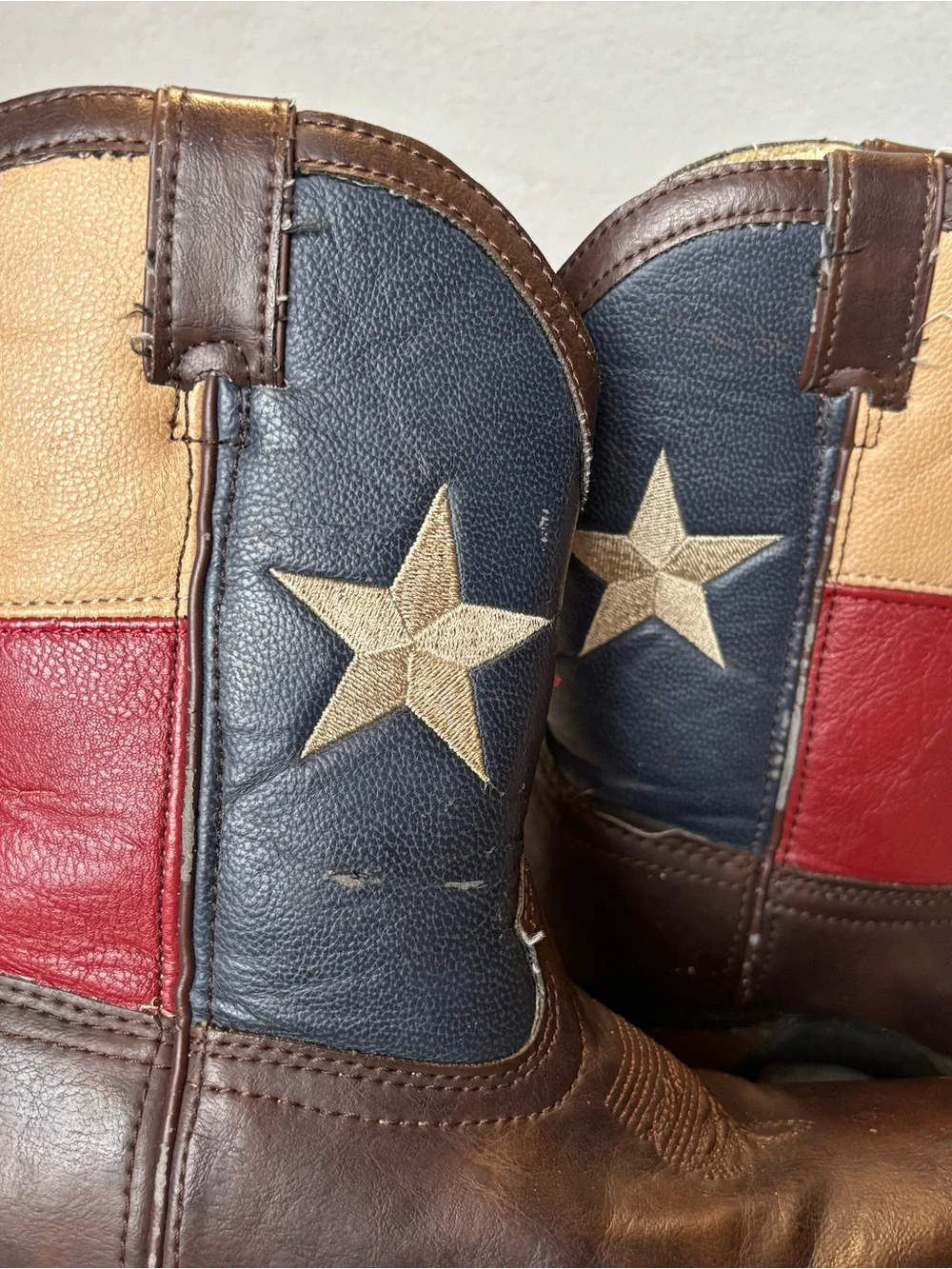 Durango Kids size 1M Texas Flag Western Cowboy Boots model BT246 some peeling